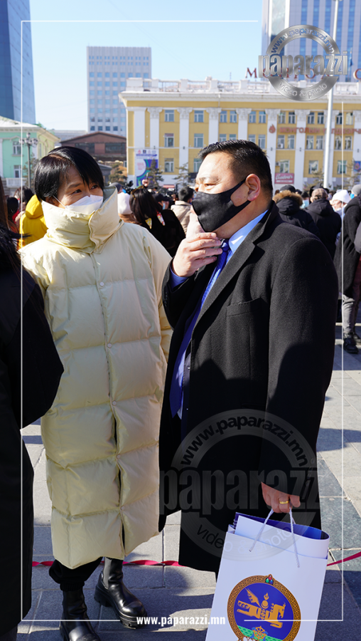 Photo paparazzi ••• МУГЖ У.Уранчимэг  өдгөө 50 нас  руу дөхөж яваа гэхэд үнэхээр залуулаг эрч хүчтэй бүсгүй