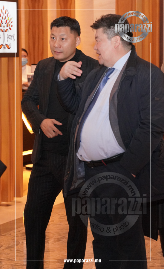 Photo Paparazzi ••• Монголын ”Дон Жуан” гэгддэг байсан С.Нямдаваа манай папараццид өртлөө