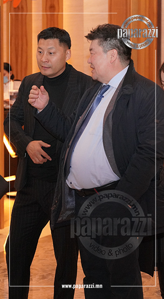 Photo Paparazzi ••• Монголын ”Дон Жуан” гэгддэг байсан С.Нямдаваа манай папараццид өртлөө