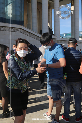 Photo paparazzi •••Сошиал орчинд хамгийн идэвхтэй  TИКТОК -чид