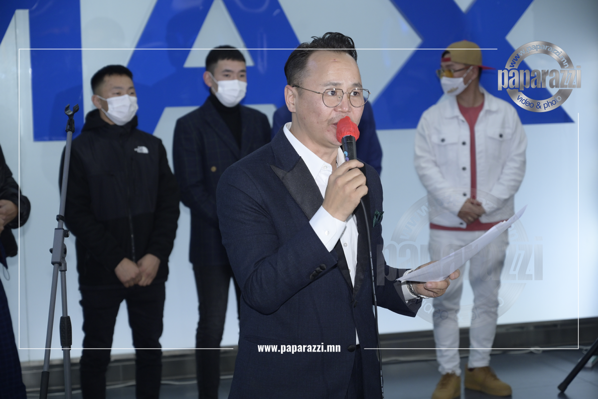 Photo paparazzi •••150 айлыг өргүй болгосон Х-ТҮЦ продакшны жүжигчин С.Батзориг 25кг жинг хаяжээ.