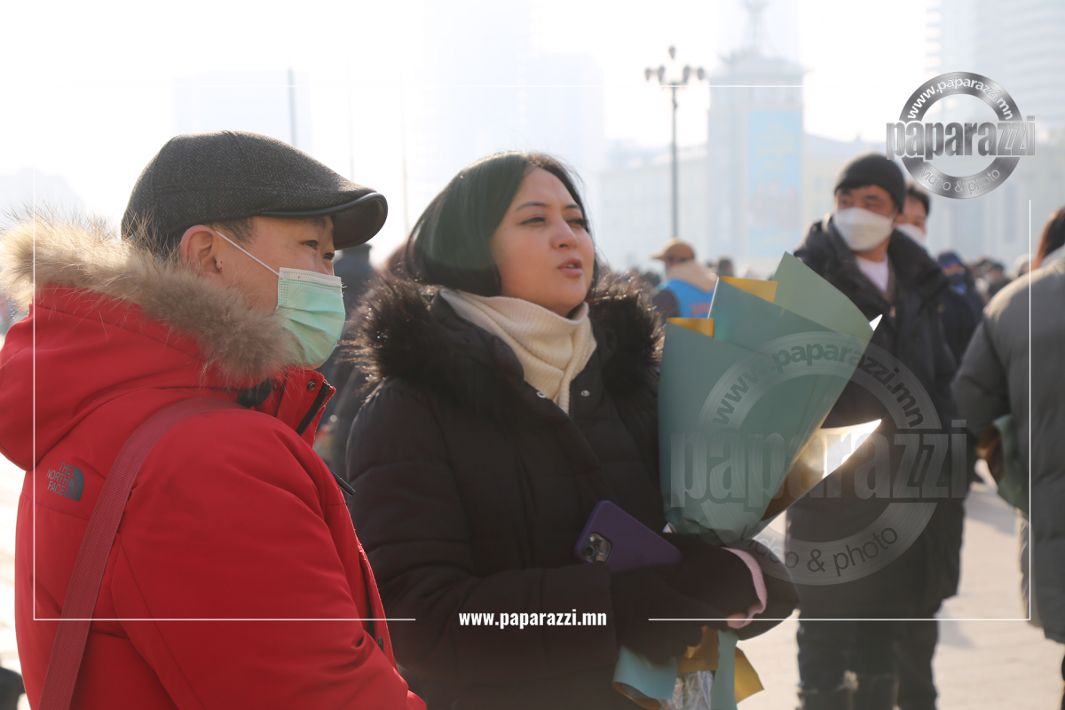 Photo Paparazzi ••• Их найрагчийн бага охин Д.Индра манай папараццид өртлөө