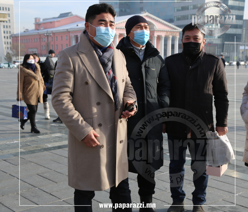 Photo Paparazzi ••• Г.Алтаншагай урилга тараагаад завгүй явна