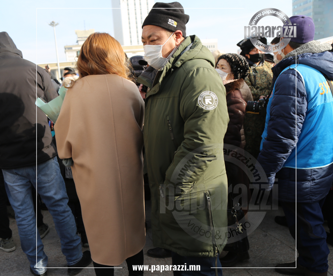 Photo Paparazzi ••• Дэлхийн жүжигчин Ц.Цэрэнболд...