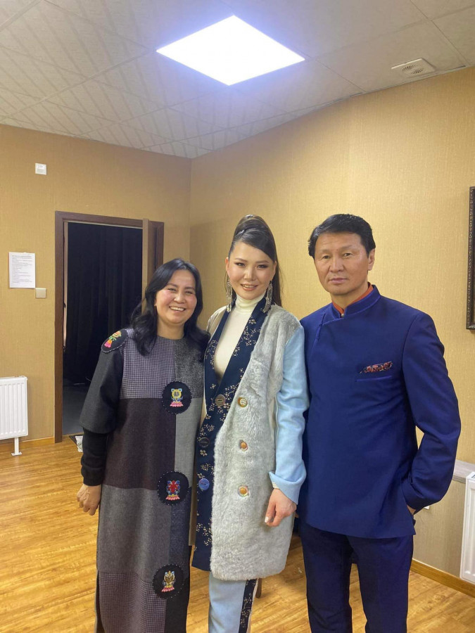 Photo Paparazzi ••• Уртын дуучин, СТА Г.Эрдэнэчимэг 