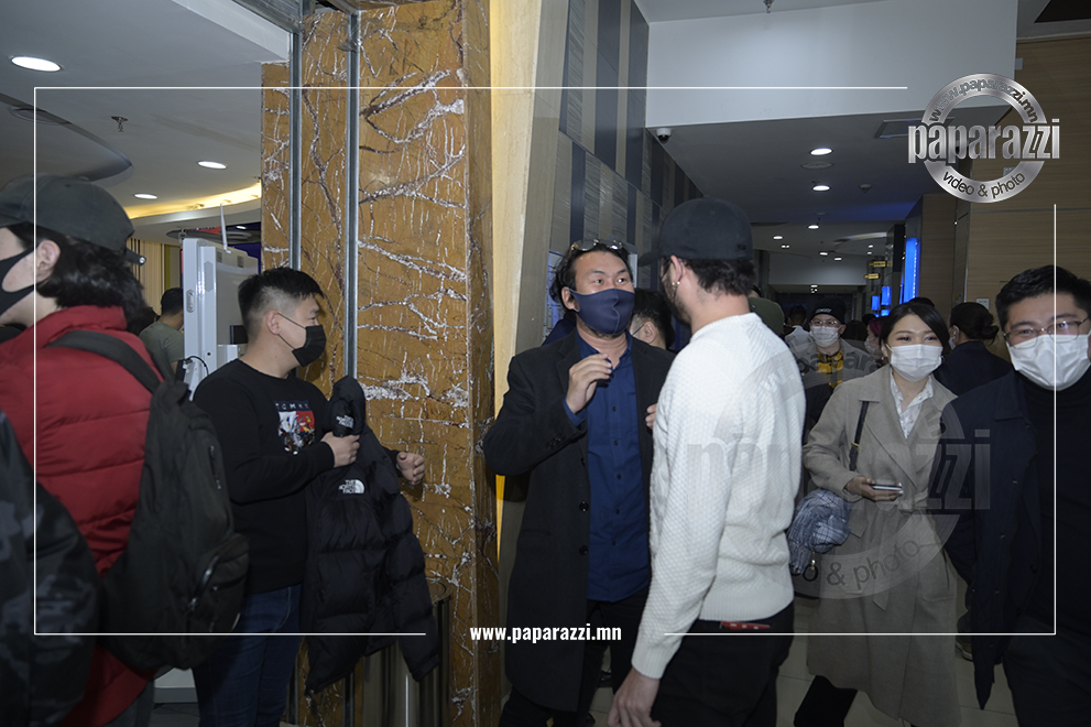 Photo paparazzi ••• “OI Entertainment”-ийн “No Rules” бүрэн хэмжээний уран сайхны кино нь үзэгчдийг байлдан дагуулж байна