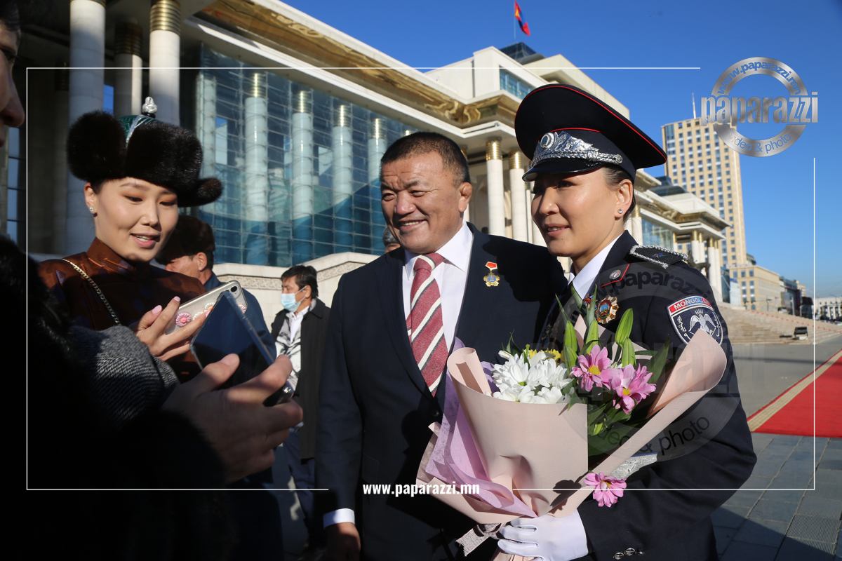 Photo paparazzi ••• М.Уранцэцэг: 2024 онд улам их хичээн олимпын аварга болно