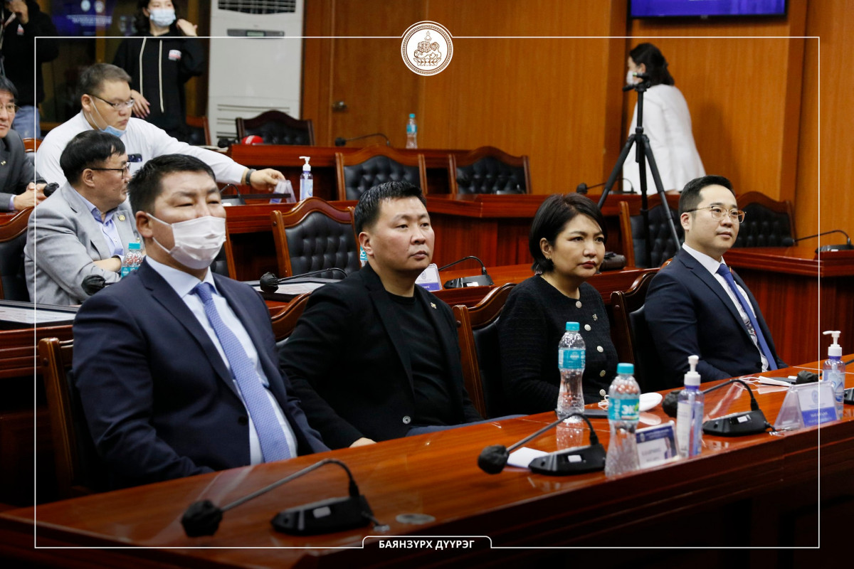 УИХ-ЫН ГИШҮҮД, БАЯНЗҮРХ ДҮҮРГИЙН УДИРДЛАГУУД ШИЛДЭГ СУРГУУЛИУДАД ХҮНДЭТГЭЛ ҮЗҮҮЛЛЭЭ