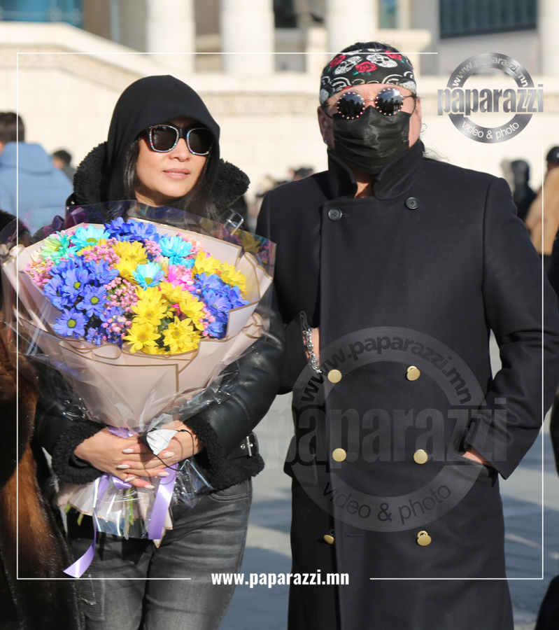 Photo Paparazzi ••• “Харангийн хар азарга” 55 нас хүрлээ