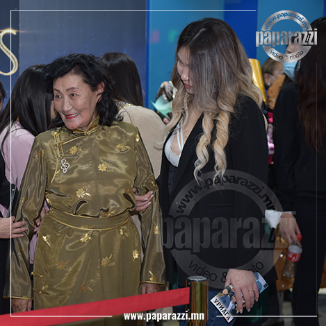 Photo Paparazzi •••Кино шиг амьдарсан Д.Цэрэндарьзав