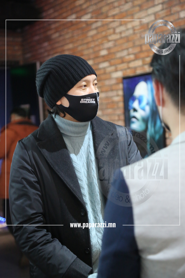 Photo Paparazzi •••  40 нас гарсан жүжигчин Бараа...