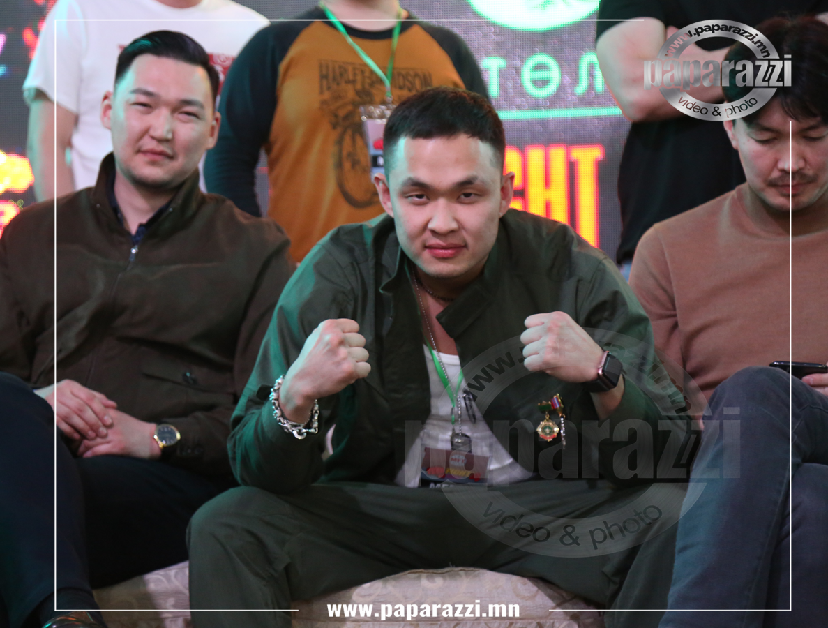 Photo Paparazzi ••• Дамбын Хишгээгийн хүү ХӨШИГИЙН ХӨНДИЙД хот байгуулах уу...