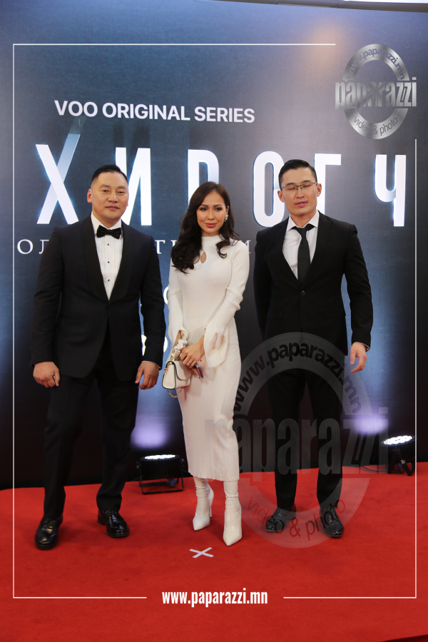 Photo Paparazzi ••• Жүжигчин Б.Амарсайхан Пентхаус шиг өрнөлтэй кино бүтээсэн үү