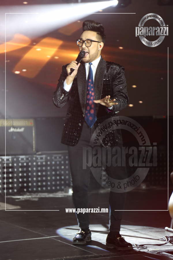 Photo Paparazzi ••• Баярцэнгэл, Наки хоёрын фэнүүддээ зориулсан VIP үдэш