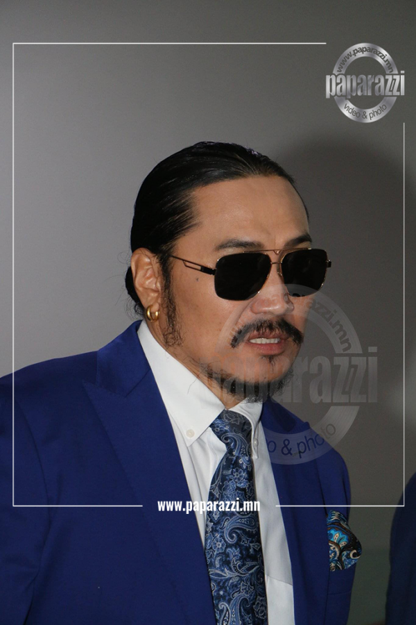 Photo Paparazzi ••• СТА Эрдэнэбилэг : Миний мөрөөдөл Монголын олон ангит киног дэлхийн тавцан руу гаргах