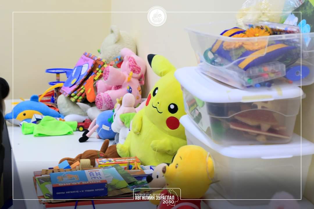 Баянзүрх дүүргийн удирдлагууд Хөдөлмөр халамж үйлчилгээний хэлтэс, Гэр бүл залуучуудын хөгжлийн хэлтэст ажиллалаа