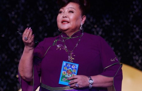 Тэнэгүүдээс ашиг олохоо мэддэг Б.Сарандаваа гэж хэн бэ?