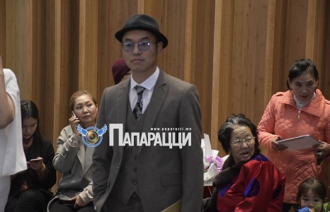 Л.Балхжавын найруулагч хүү Б.Чингүүний стилл