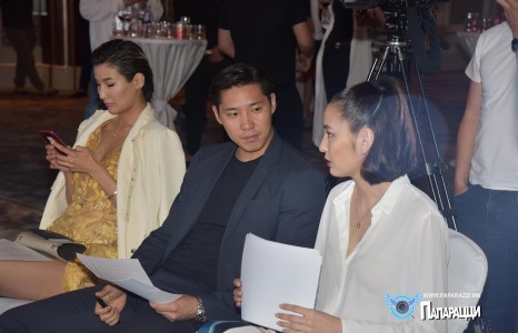 Загвар өмсөгч Б.Галбадрах Мисс Ю.Балжидмаатай...