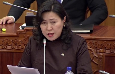 УИХ-ЫН ГИШҮҮН А.УНДАРАА БОКСЫН ТАМИРЧИДЫГ ГҮТГЭЛЭЭ
