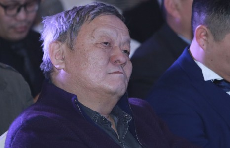 Гажуудалтай ардчилалын анхдагчуудын нэг  Баабар явна