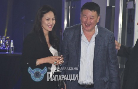 “Ажнай” Д.Бат-Эрдэнийн эрх амраг