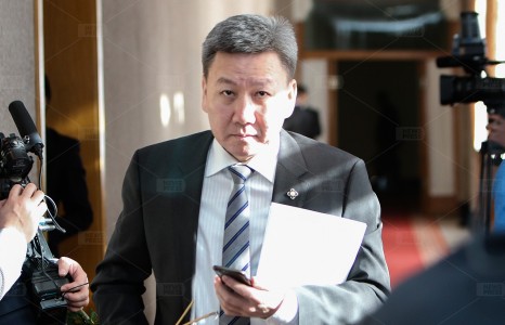 УИХ-ын гишүүн Л.Болд АН-аас гарч байгаагаа зарлалаа