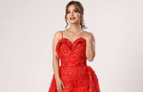 Миссийн тэмцээнд 160 см өндөр эмэгтэйг оруулдаг болсон уу...