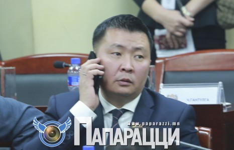 Сансарын баарны эзэн гэгдэх, хар намтартай  НИТХ-ын төлөөлөгч