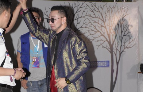 Караокеноос “од” болсон С.Гантогоогийн содон гоёл