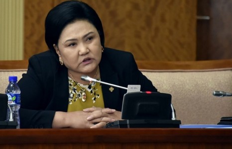 Д.ОЮУНХОРОЛ ГИШҮҮН ГЭРЭЛ ЗУРАГЧИДТАЙ ХАТУУ ТЭМЦЭНЭ ГЭВ