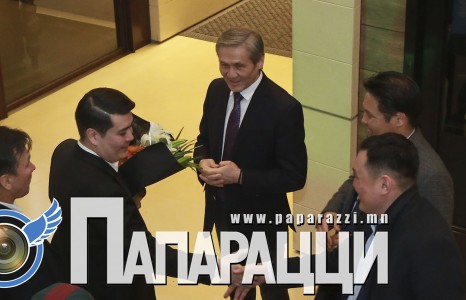 Ерөнхийлөгч асан Н.Энхбаярын санаандгүй уулзалт