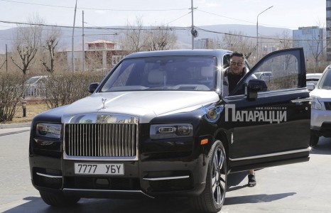 Дэлхийд ховорхон машинаар гангарсан Алтан Дорнодын захирал Т.Ариунболд