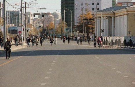 Дөрөвдүгээр сарын 25-ны ажлын цагийг 10:00-19:00 болголоо