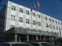 ЦЕГ-ын дэд даргын жолооч нэг иргэнийг мөргөж амь насыг нь хохироожээ
