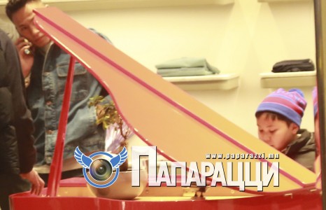 Хоёрантаа нижгэр хуримласан Н.Цэлмүүний ууган хүү, Б.Батүшигийн дагавар хүү нь...