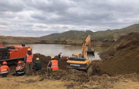 Уурхайд осолдсон ажилтны цогцосыг хайх ажиллагаа үргэлжилж байна