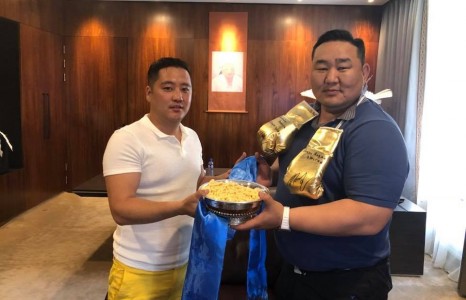 Олимпын аварга Их аваргад хүндэтгэл үзүүллээ