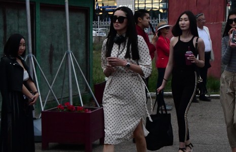 Топ Урнаагийн өсгийттэй бус эгэл төрх