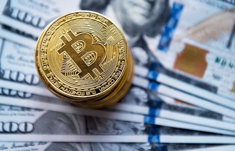 800$ үнэтэй iPhone8 утсыг 400$-той тэнцэх хэмжээний БИТКОЙНООР зарна гэх мэт зараас БОЛГООМЖИЛ