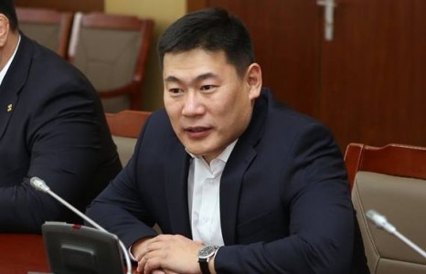С.Зоригийг хөнөөсөн хэргийг судлах түр хорооноос Л.Оюун-Эрдэнэ нэрээ татжээ