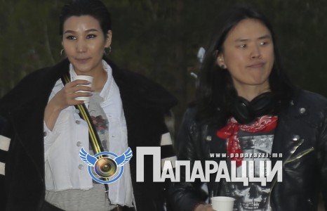 Чадварлаг нөхрийн гарт жолоогоо атгуулсан топ