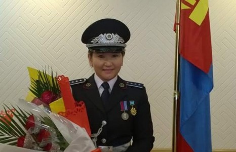 ШШХ-ийн ажилтан ахмад М.Алтан-од гэх бүсгүй хүний амь нас аварчээ