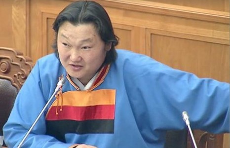 С.Жавхлан: Энэ намаржингаа, хаваржингаа улаан махны бузрыг ярилаа