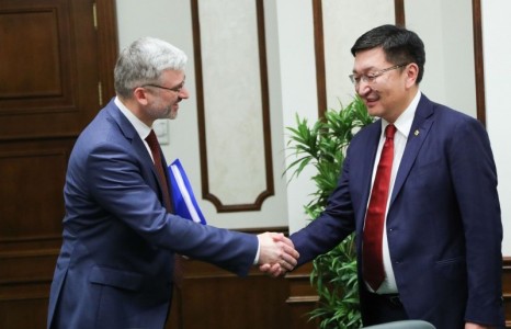 Монгол Улсын Зам, тээврийн хөгжлийн сайд Я.Содбаатар ОХУ-ын Тээврийн сайд Евгений Иванович Дитрихтэй уулзалт хийв
