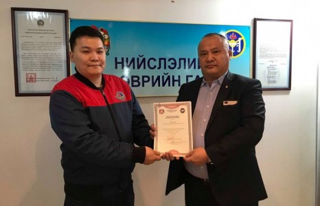 Нийслэлийн тээврийн газраас авто үйлчилгээ эрхлэгч иргэд, байгууллагуудад ангиллын гэрчилгээ олгож байна