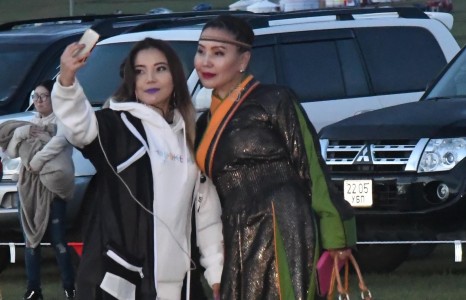 Морины хэмээх дуучин Л.Нарантуяа “Хүй долоо”-гийн сайхан бүсгүй байлаа