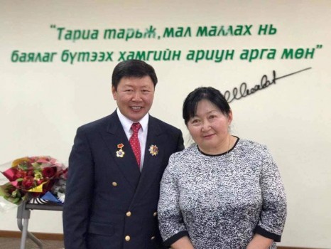 Гацууртын Чинбат гэгч ЭНЭ ХҮН УРВАГЧ УУ?