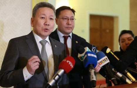 Л.Болд: Би өнөөдөр АН-ын бүлгээс гарч, АН-ын бүлгийг ТАРААЖ БАЙНА