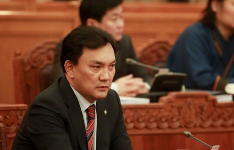 ХХААХҮ-ийн сайд Б.Батзориг эхнэрийнхээ компанид төсвөөс ХӨНГӨЛӨЛТТЭЙ ЗЭЭЛ ӨГСӨН НЬ ТОДОРХОЙ болов